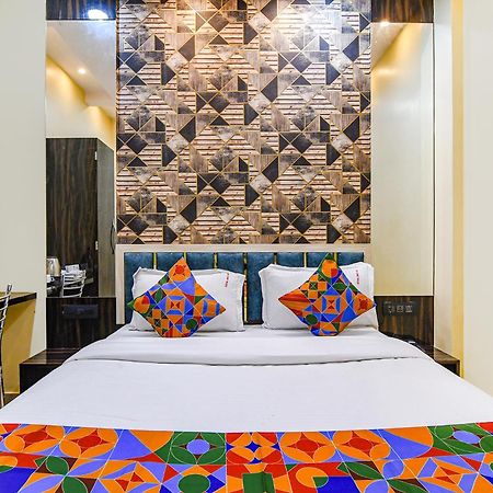 Fabhotel Royal Park Inn - Nr Eden Garden Stadium Calcutta Buitenkant foto