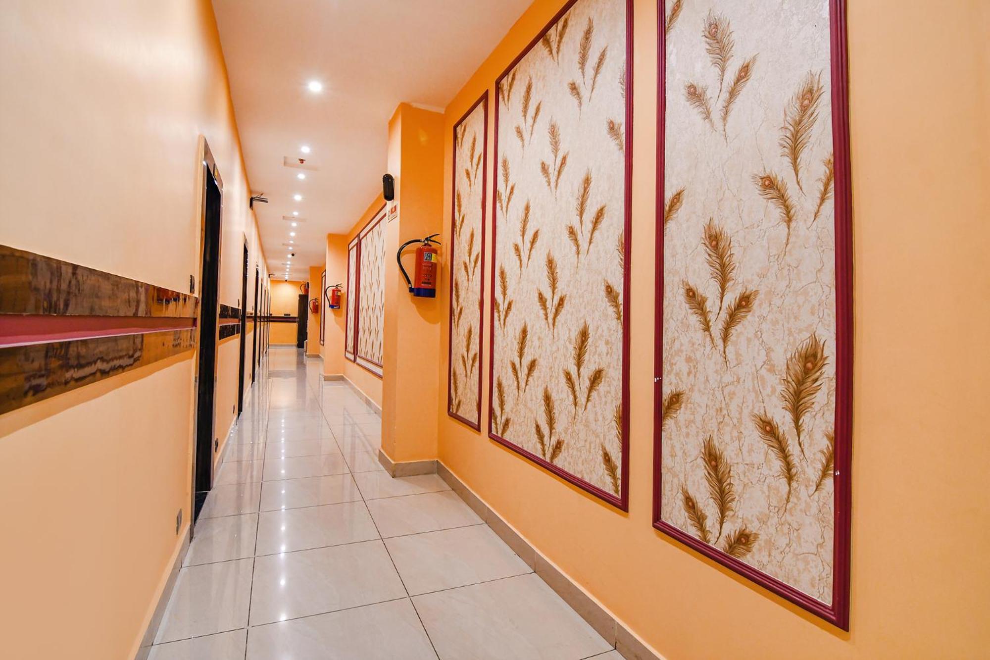Fabhotel Royal Park Inn - Nr Eden Garden Stadium Calcutta Buitenkant foto