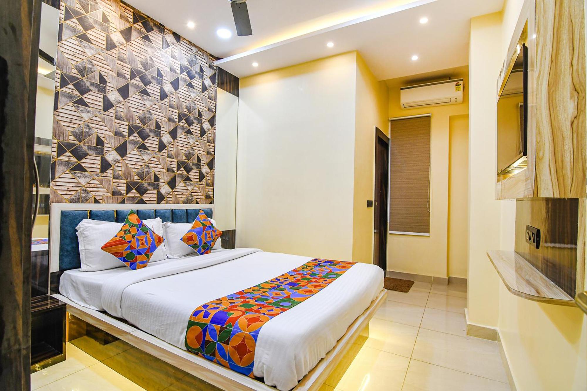 Fabhotel Royal Park Inn - Nr Eden Garden Stadium Calcutta Buitenkant foto